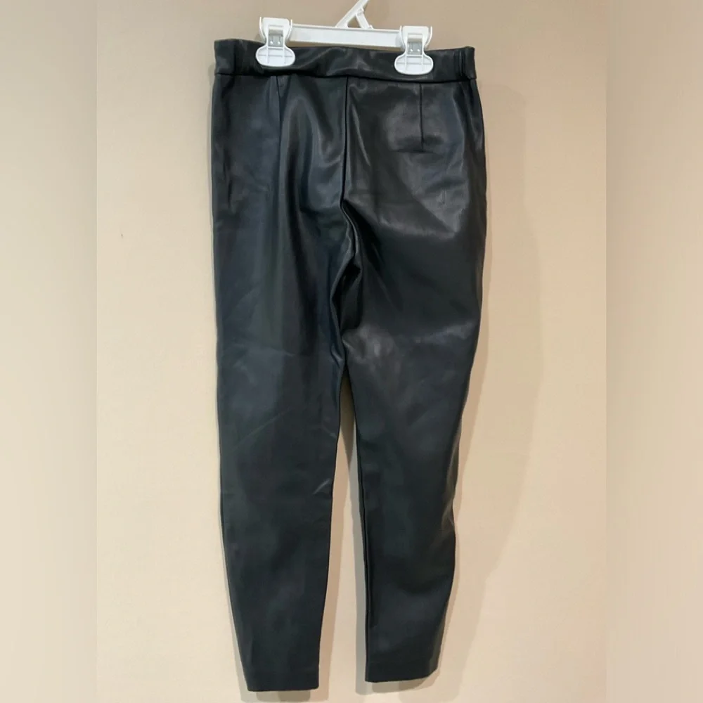 🍏🍏 ZARA Girl’s Soft Faux Thin Fleece Lined Zipped Bottom Slits Pants, M